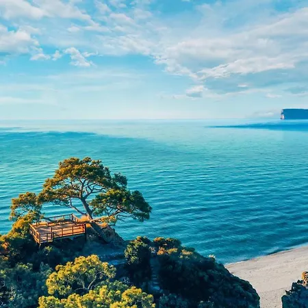 Ng Phaselis Bay 凯梅尔